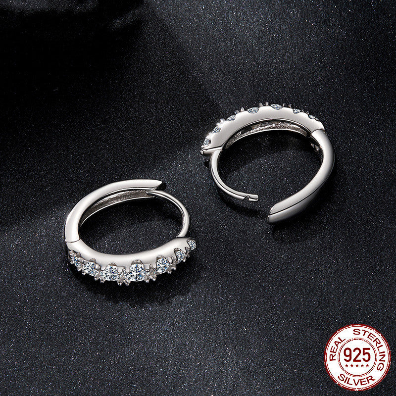 Single Row Moissanite Round Earrings